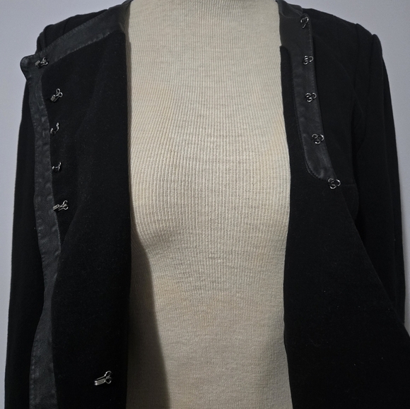 DIANE VON FURSTERNBERG DVF asymmetrical moto jacket with leather lining. Size 8 - Picture 7 of 10